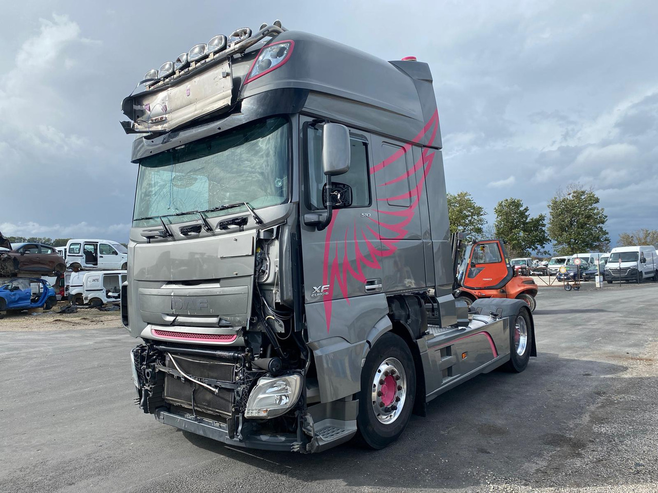 DAF XF 510 Super Space Cab - Tahač: obrázek 1 DAF XF 510 Super Space Cab - Tahač: obrázek 1