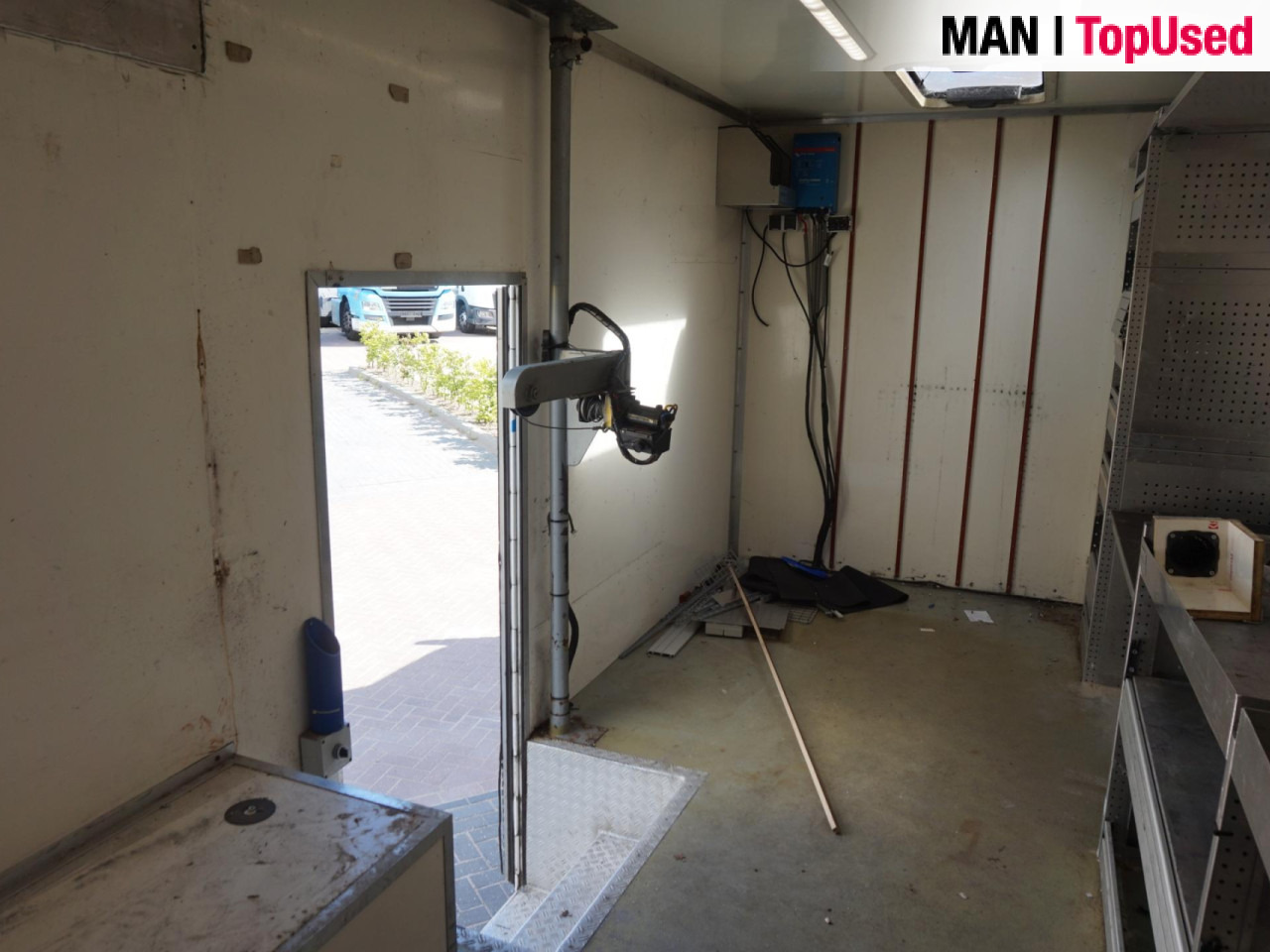 MAN TGL 12.220 4X2 BL - Komunální/ Speciální technika, Nákladní auto: obrázek 3 MAN TGL 12.220 4X2 BL - Komunální/ Speciální technika, Nákladní auto: obrázek 3