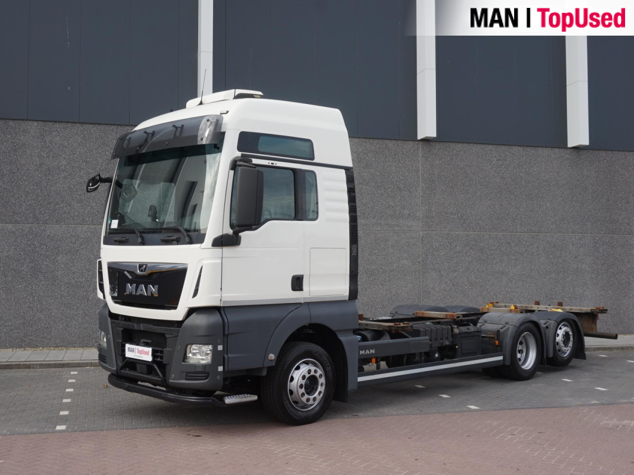 MAN TGX 26.510 6X2-4 LL / BDF / Lift-Axle / Euro 6 - Kontejnérový podvozek/ Výměnná nástavba: obrázek 1 MAN TGX 26.510 6X2-4 LL / BDF / Lift-Axle / Euro 6 - Kontejnérový podvozek/ Výměnná nástavba: obrázek 1
