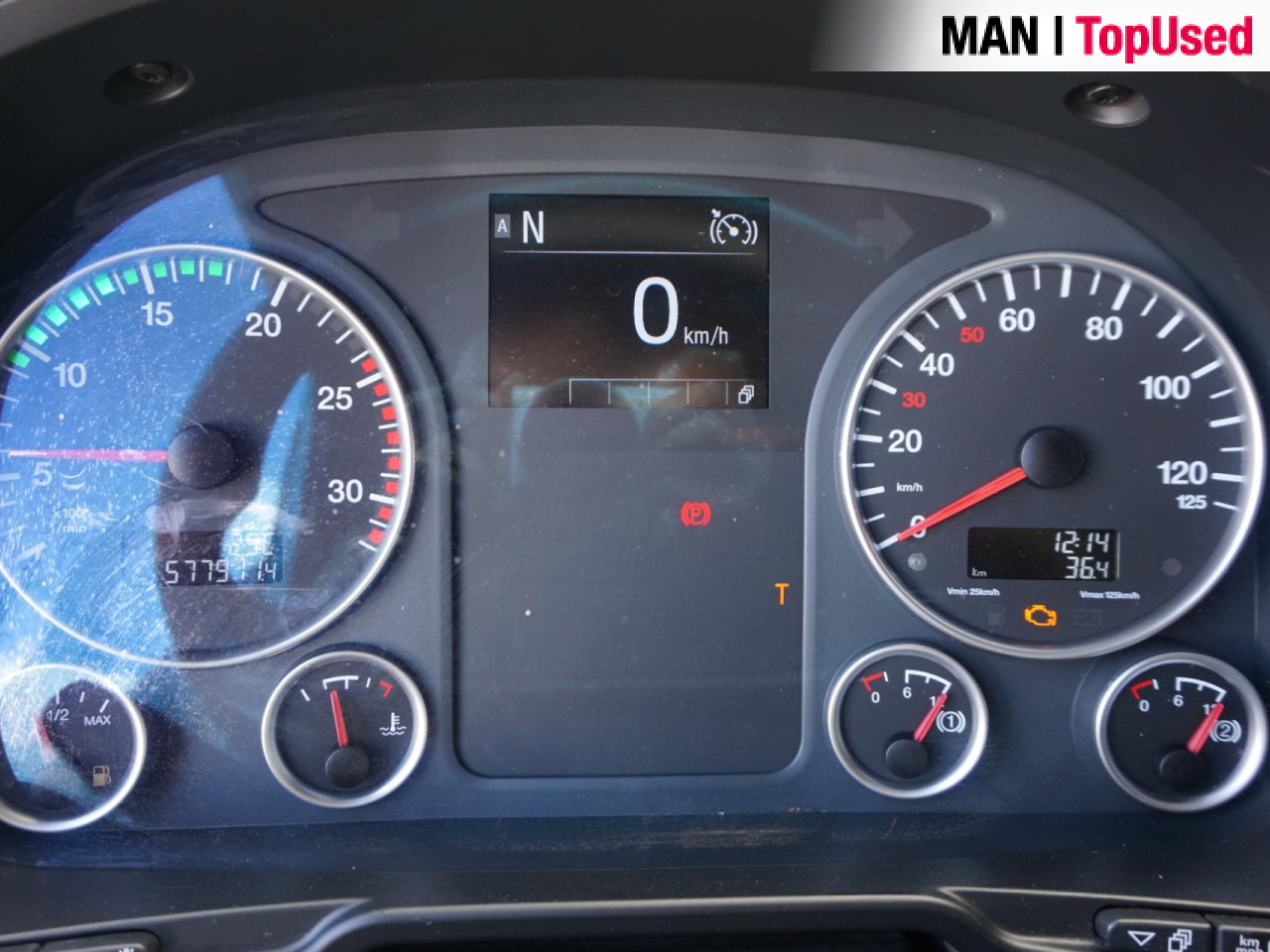 MAN TGX 18.420 4X2 BLS / ADR III / PTO / EURO 6 - Tahač: obrázek 3 MAN TGX 18.420 4X2 BLS / ADR III / PTO / EURO 6 - Tahač: obrázek 3