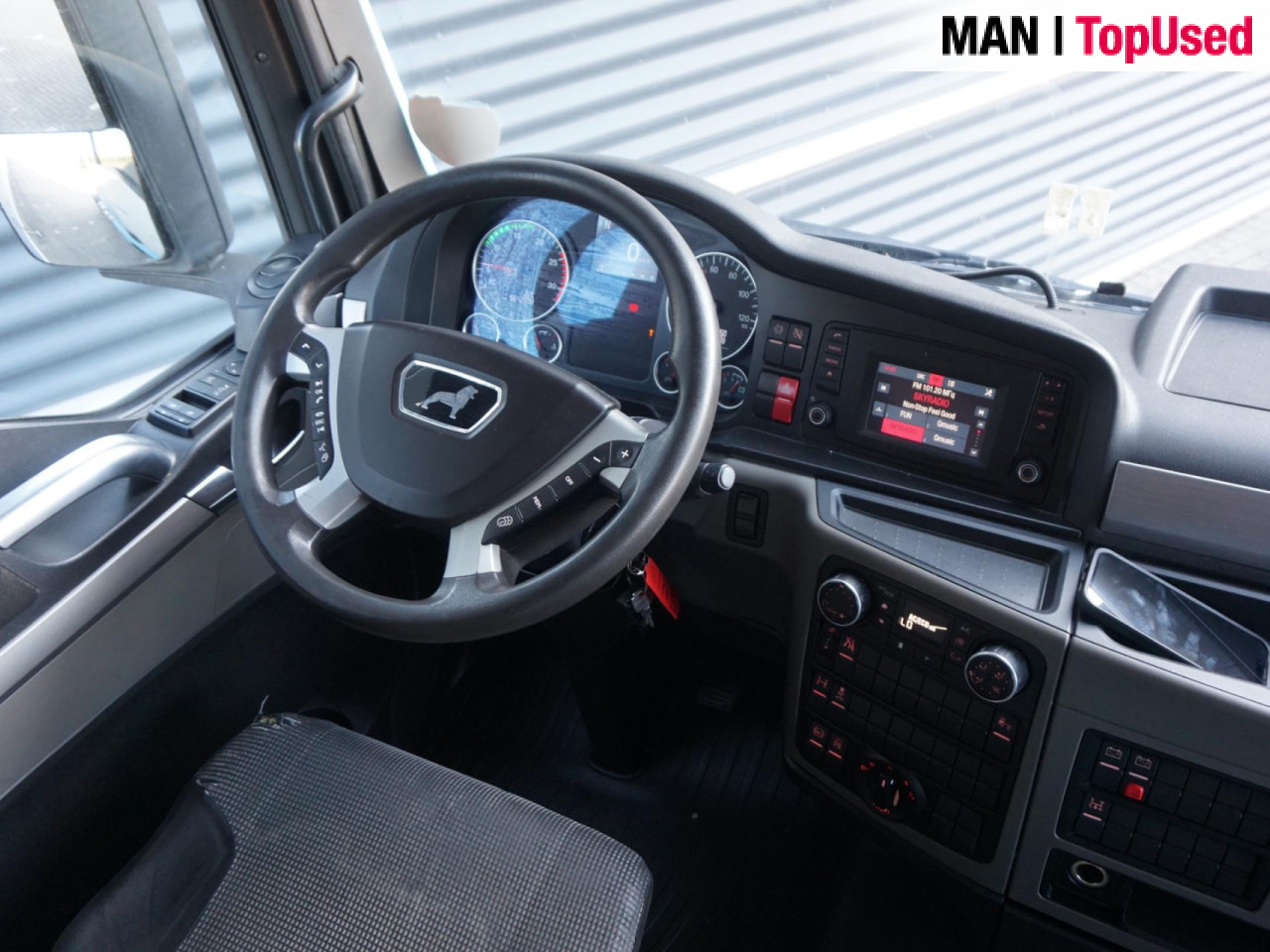 MAN TGX 18.420 4X2 BLS / ADR III / PTO / EURO 6 - Tahač: obrázek 4 MAN TGX 18.420 4X2 BLS / ADR III / PTO / EURO 6 - Tahač: obrázek 4