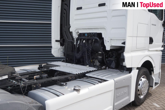 MAN TGX 18.510 4x2 LL SA - Tahač: obrázek 2 MAN TGX 18.510 4x2 LL SA - Tahač: obrázek 2