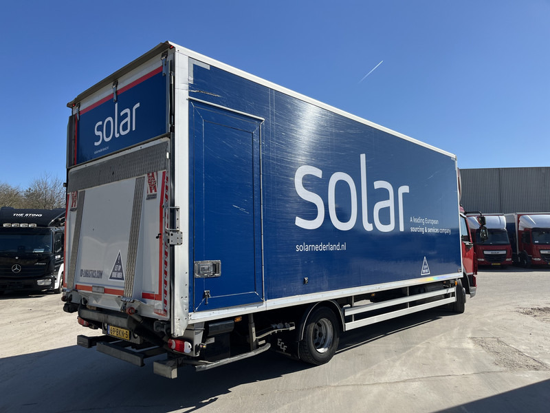 DAF LF 210 FA / 12 Ton / 339 dkm / Box / Loadlift / NL Truck - Skříňový nákladní auto: obrázek 2 DAF LF 210 FA / 12 Ton / 339 dkm / Box / Loadlift / NL Truck - Skříňový nákladní auto: obrázek 2
