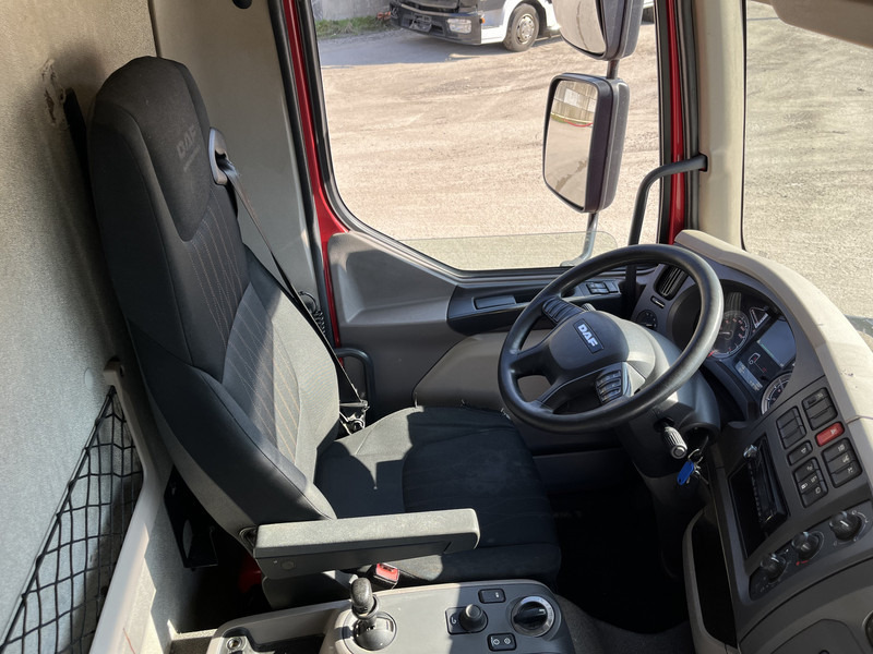 DAF LF 210 FA / 12 Ton / 419 dkm / Koffer / LBW 1500 kg / NL LKW - Skříňový nákladní auto: obrázek 3 DAF LF 210 FA / 12 Ton / 419 dkm / Koffer / LBW 1500 kg / NL LKW - Skříňový nákladní auto: obrázek 3