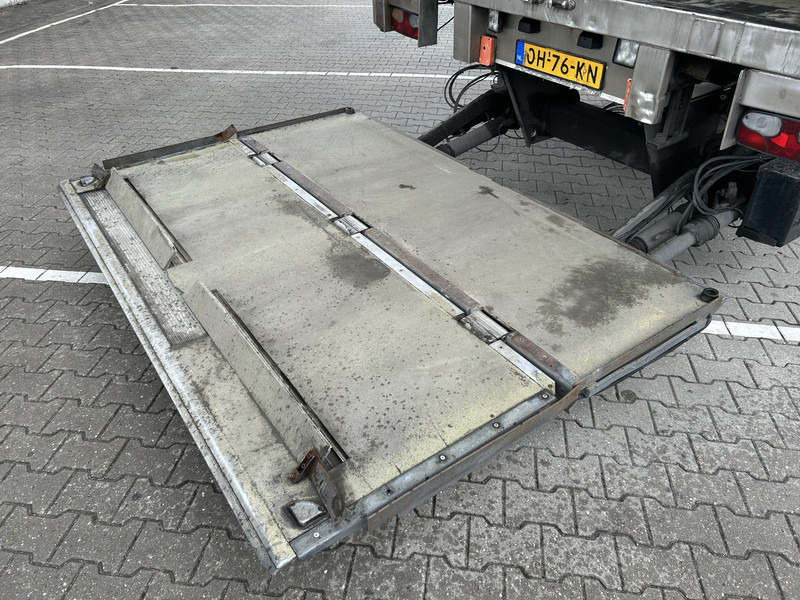 H.T.F HZO 39 / Heiwo / Carrier Vector 1800 -> Defect / Iso Box / Loadlift 2500 kg - Chladírenský návěs: obrázek 5 H.T.F HZO 39 / Heiwo / Carrier Vector 1800 -> Defect / Iso Box / Loadlift 2500 kg - Chladírenský návěs: obrázek 5