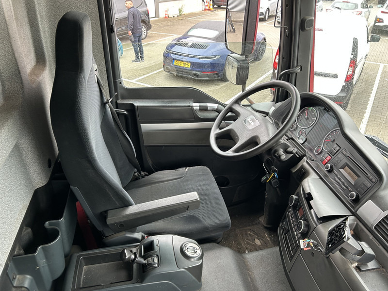 MAN TGM 18.250 Euro 6 / 18 Ton / 688 dkm / Box / Loadlift / APK TUV 08-25 - Skříňový nákladní auto: obrázek 3 MAN TGM 18.250 Euro 6 / 18 Ton / 688 dkm / Box / Loadlift / APK TUV 08-25 - Skříňový nákladní auto: obrázek 3