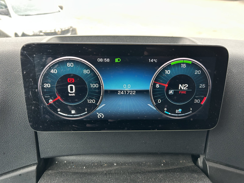 Mercedes-Benz Actros 2124 / Carrier Koeler -30 gr / Cheraeu / Laadklep / APK 11-26 - Chladírenský nákladní automobil: obrázek 4 Mercedes-Benz Actros 2124 / Carrier Koeler -30 gr / Cheraeu / Laadklep / APK 11-26 - Chladírenský nákladní automobil: obrázek 4