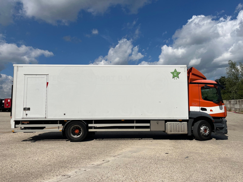 Mercedes-Benz Antos 1824 / 577 dkm / Box 8,3M / Loadlift / APK 04-26 - Skříňový nákladní auto: obrázek 2 Mercedes-Benz Antos 1824 / 577 dkm / Box 8,3M / Loadlift / APK 04-26 - Skříňový nákladní auto: obrázek 2