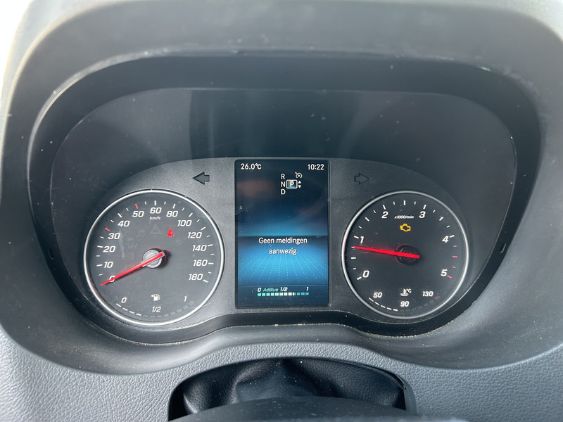 Mercedes-Benz Sprinter 314 2.2 CDI / L4 H2 / Loadlift 650 kg / Navi / APK TUV 01-26 - Furgon: obrázek 5 Mercedes-Benz Sprinter 314 2.2 CDI / L4 H2 / Loadlift 650 kg / Navi / APK TUV 01-26 - Furgon: obrázek 5