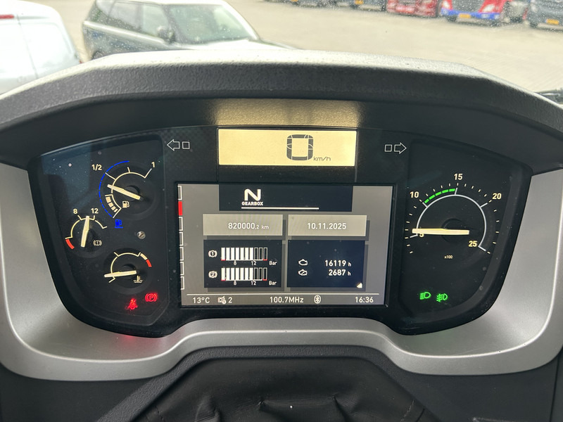 Renault T 380 Comfort / 820 dkm / Curtainside / Loadlift / APK TUV 02-26 - Plachtový nákladní auto: obrázek 4 Renault T 380 Comfort / 820 dkm / Curtainside / Loadlift / APK TUV 02-26 - Plachtový nákladní auto: obrázek 4