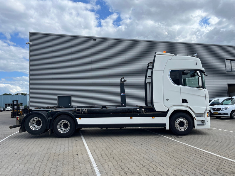 Scania R730 V8 6X2 / VDL Hook Lift 25 ton / 763 dkm / Smart Tacho V2 / APK TUV 03-26 - Hákový nosič kontejnerů: obrázek 2 Scania R730 V8 6X2 / VDL Hook Lift 25 ton / 763 dkm / Smart Tacho V2 / APK TUV 03-26 - Hákový nosič kontejnerů: obrázek 2