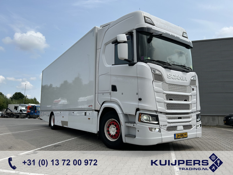 Scania S410 Highline / 491 dkm / Box 8.1 mtr / Laadklep 3000 kg - Skříňový nákladní auto: obrázek 1 Scania S410 Highline / 491 dkm / Box 8.1 mtr / Laadklep 3000 kg - Skříňový nákladní auto: obrázek 1