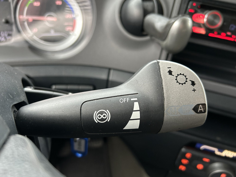 DAF CF 410 FT Space Cab / 717 dkm / Euro 6D / APK TUV 09-26 - Tahač: obrázek 5 DAF CF 410 FT Space Cab / 717 dkm / Euro 6D / APK TUV 09-26 - Tahač: obrázek 5