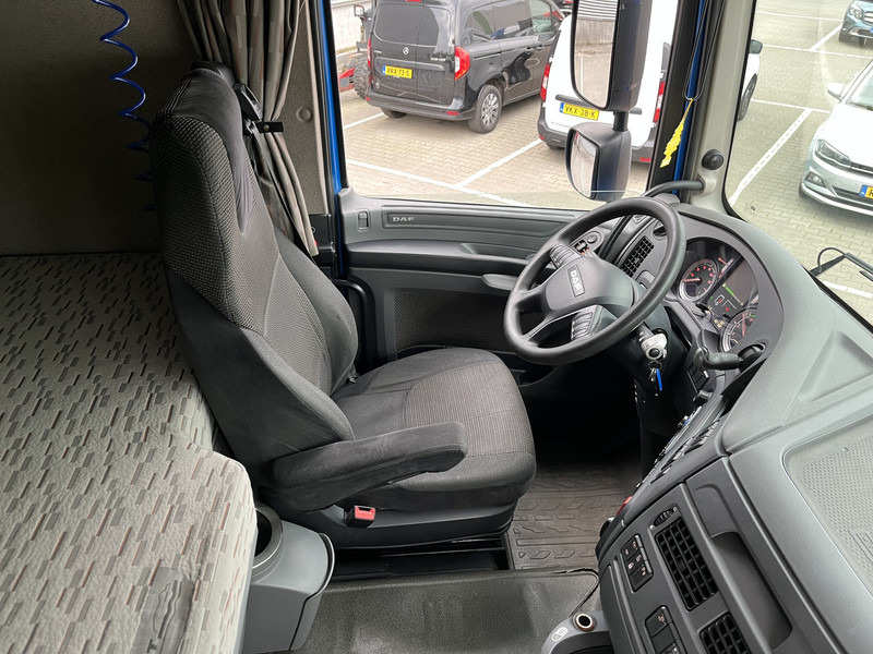 DAF XF 440 FT SC / Mega - Low Deck / 837 dkm / 2 Tanks / Stand Klima / Tacho V2 - Tahač: obrázek 3 DAF XF 440 FT SC / Mega - Low Deck / 837 dkm / 2 Tanks / Stand Klima / Tacho V2 - Tahač: obrázek 3