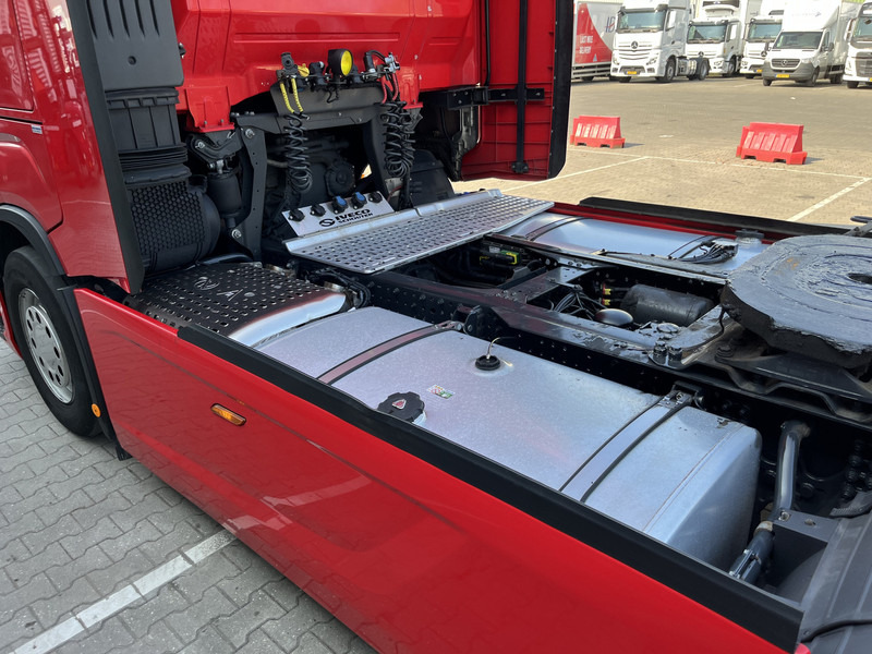 Iveco S-Way AT 420 / Full LED / 569 dkm / 2 Tanks / 2 Fridge / APK TUV 03-26 leasing Iveco S-Way AT 420 / Full LED / 569 dkm / 2 Tanks / 2 Fridge / APK TUV 03-26: obrázek 17