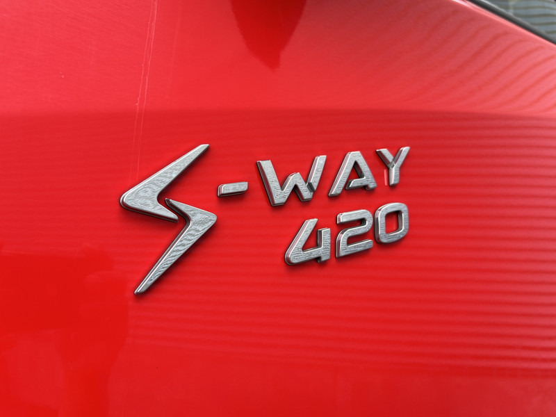 Iveco S-Way AT 420 / Full LED / 569 dkm / 2 Tanks / 2 Fridge / APK TUV 03-26 leasing Iveco S-Way AT 420 / Full LED / 569 dkm / 2 Tanks / 2 Fridge / APK TUV 03-26: obrázek 15