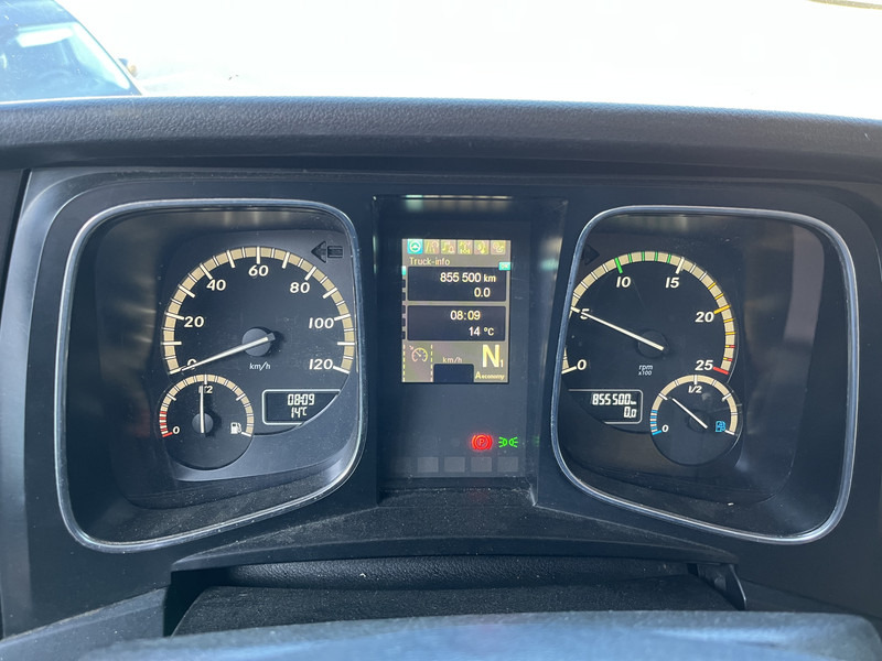 Mercedes-Benz Actros 1842 Streamspace / 855 dkm / 2 Tanks / NL Truck - Tahač: obrázek 4 Mercedes-Benz Actros 1842 Streamspace / 855 dkm / 2 Tanks / NL Truck - Tahač: obrázek 4