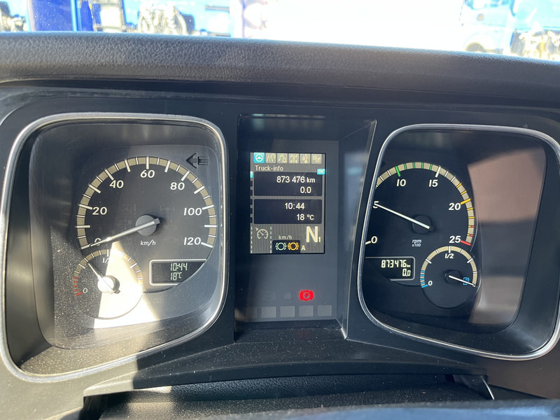 Mercedes-Benz Actros 1842 Streamspace / 873 dkm / 2 Tanks / NL Truck - Tahač: obrázek 4 Mercedes-Benz Actros 1842 Streamspace / 873 dkm / 2 Tanks / NL Truck - Tahač: obrázek 4