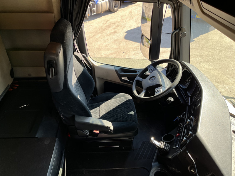 Mercedes-Benz Actros 1842 Streamspace / 937 dkm / 2 Tanks / NL Truck - Tahač: obrázek 3 Mercedes-Benz Actros 1842 Streamspace / 937 dkm / 2 Tanks / NL Truck - Tahač: obrázek 3