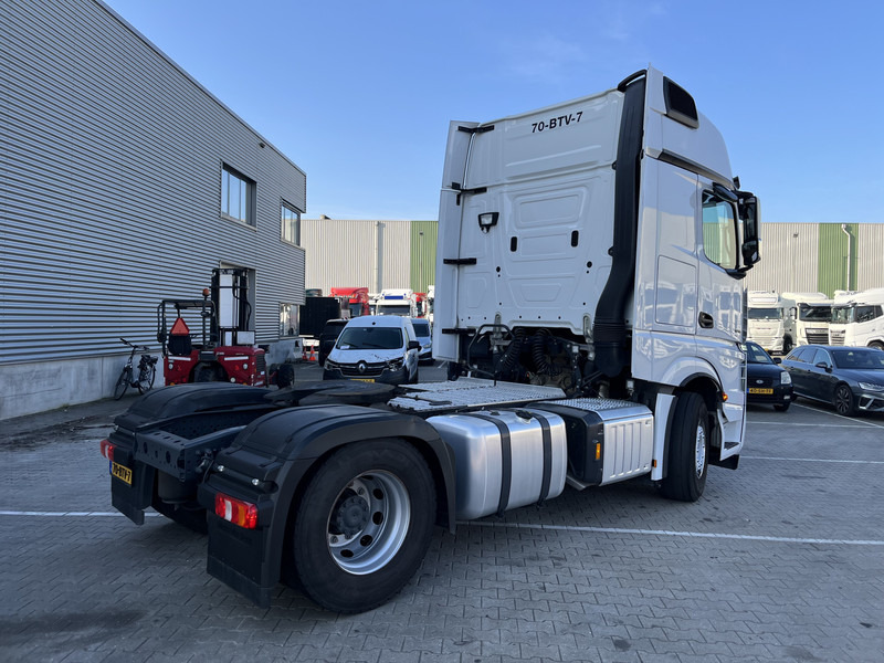 Mercedes-Benz Actros L 1845 Gigaspace / 2 Tanks / Stand Klima / NL Truck - Tahač: obrázek 2 Mercedes-Benz Actros L 1845 Gigaspace / 2 Tanks / Stand Klima / NL Truck - Tahač: obrázek 2