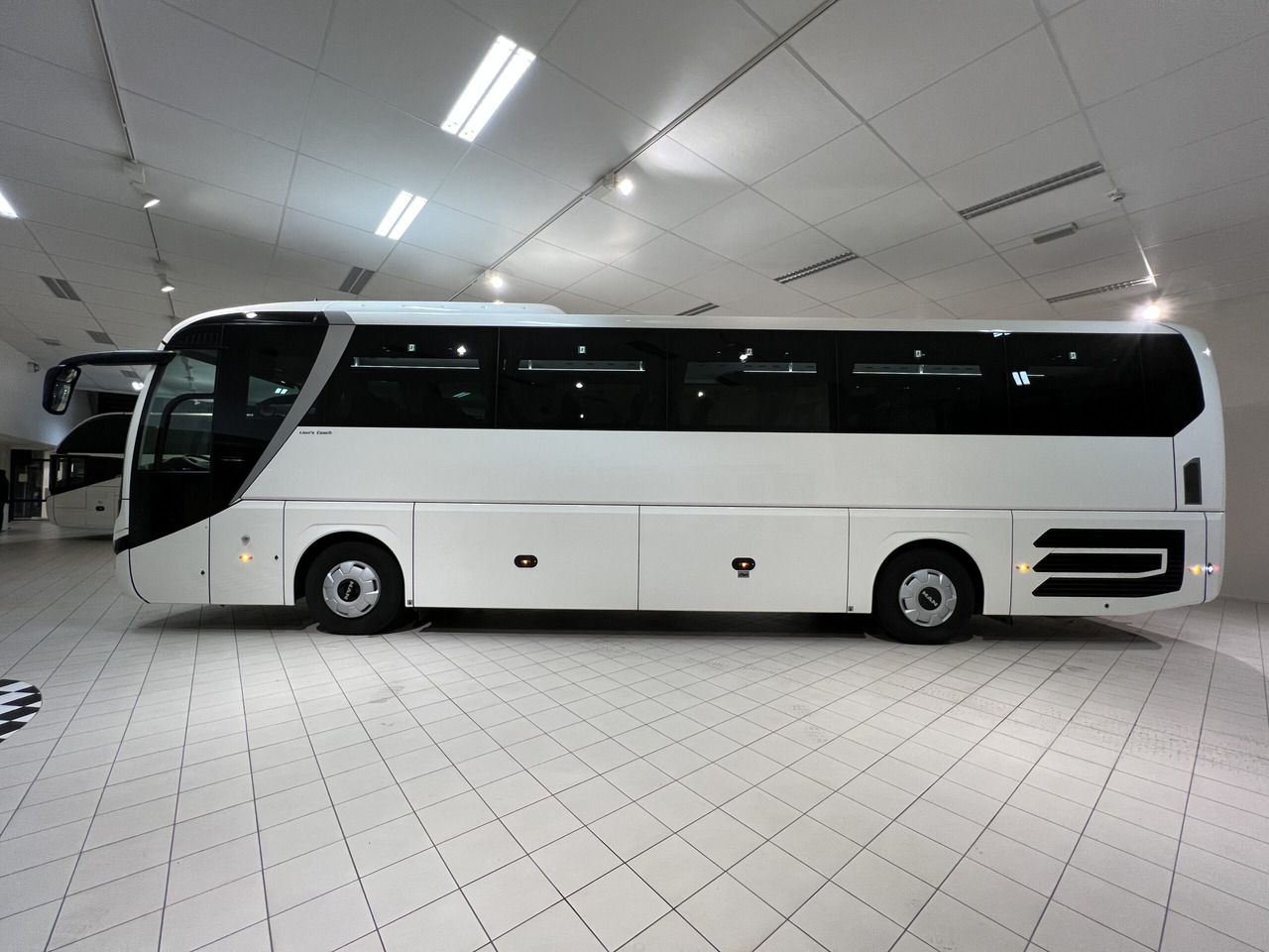 MAN Lions Coach R07 Euro 6E - Turistický autobus: obrázek 4 MAN Lions Coach R07 Euro 6E - Turistický autobus: obrázek 4