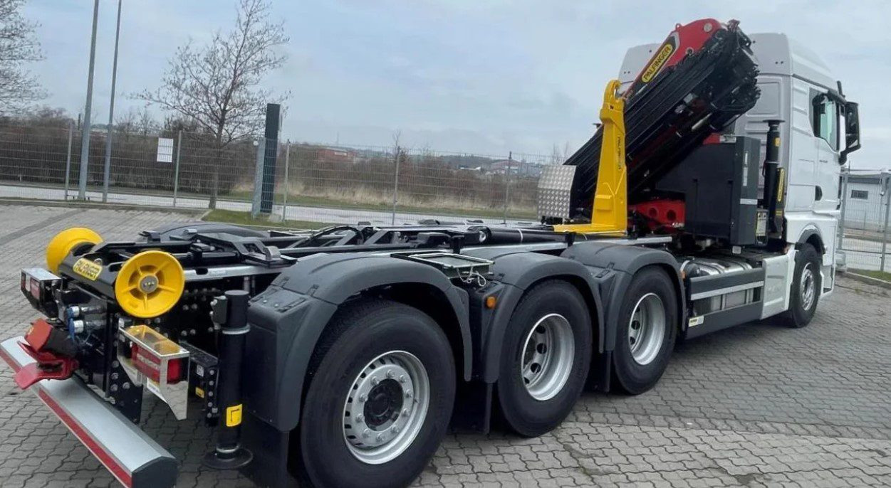 MAN TGS 35.510 8×4 Tridem kranväxlare Palfinger - Hákový nosič kontejnerů, Auto s hydraulickou rukou: obrázek 4 MAN TGS 35.510 8×4 Tridem kranväxlare Palfinger - Hákový nosič kontejnerů, Auto s hydraulickou rukou: obrázek 4