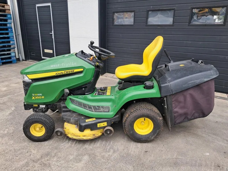 John Deere X350R - Sekačka na trávu: obrázek 2 John Deere X350R - Sekačka na trávu: obrázek 2