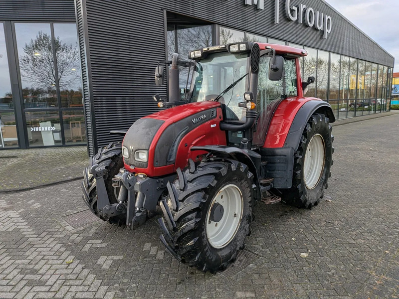 Valtra N142 N142 - Traktor: obrázek 5 Valtra N142 N142 - Traktor: obrázek 5