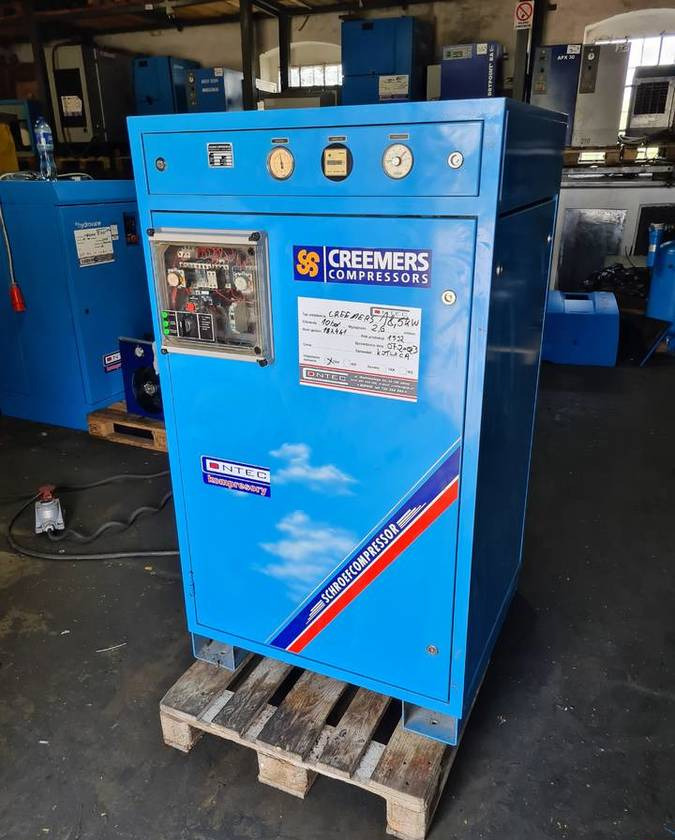 Kompresor śrubowy CREEMERS 18,5 kw - Mobilní kompresor: obrázek 2 Kompresor śrubowy CREEMERS 18,5 kw - Mobilní kompresor: obrázek 2