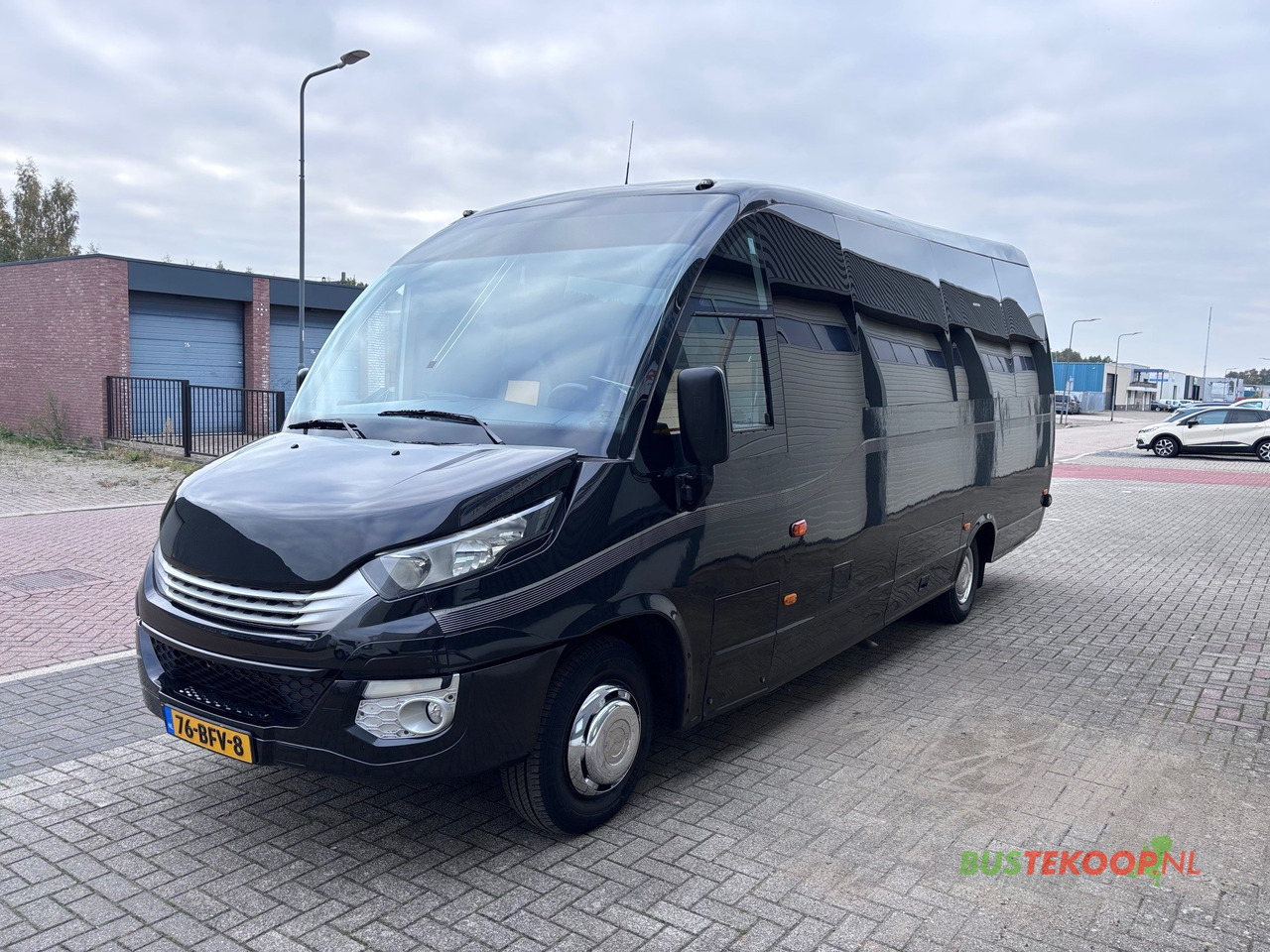 IVECO / INDCAR WING - Minibus, Mikrobus: obrázek 3 IVECO / INDCAR WING - Minibus, Mikrobus: obrázek 3