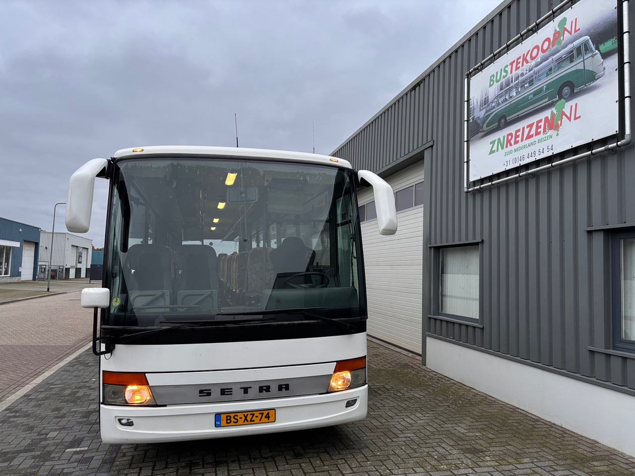 SETRA S317UL met 63 pl. en airconditioning S317GT - Turistický autobus: obrázek 2 SETRA S317UL met 63 pl. en airconditioning S317GT - Turistický autobus: obrázek 2