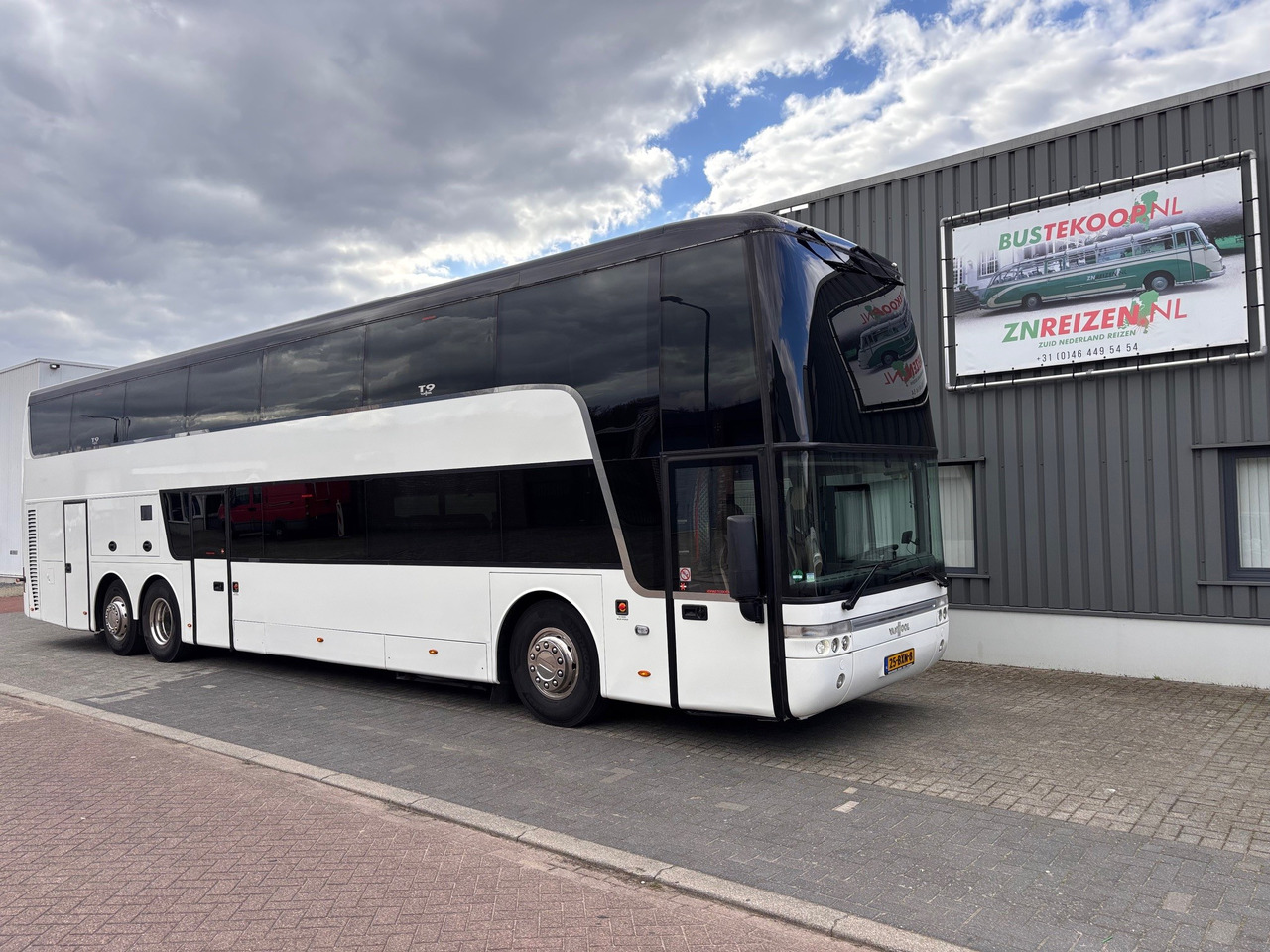 Vanhool TD927 Astromega EURO 5 Dubbeldekker 90 pax - Dvoupatrový autobus: obrázek 2 Vanhool TD927 Astromega EURO 5 Dubbeldekker 90 pax - Dvoupatrový autobus: obrázek 2