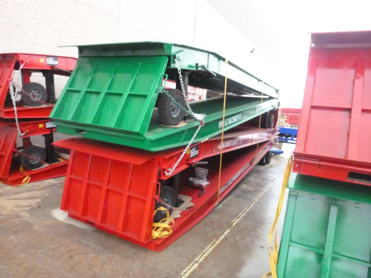 **RENTAL** Large Mobile dock ramp, uncouplable AZ RAMP - KING VERSION, BIG FOOT LLO 20 T - Nájezdová rampa: obrázek 5 **RENTAL** Large Mobile dock ramp, uncouplable AZ RAMP - KING VERSION, BIG FOOT LLO 20 T - Nájezdová rampa: obrázek 5
