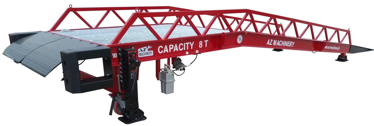 **RENTAL** Loading Ramp with with hydraulic tilting bridge - AZ RAMP - STAR- 8T. 8 ton capacity - Nájezdová rampa: obrázek 1 **RENTAL** Loading Ramp with with hydraulic tilting bridge - AZ RAMP - STAR- 8T. 8 ton capacity - Nájezdová rampa: obrázek 1