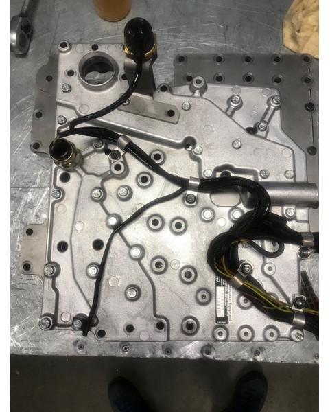 Volvo Rebuilt valve block 22517 22518 22545 22546 22648 22649 22688 22689 22640 22650 22401 22671 22418 22419 - Převodovka: obrázek 2 Volvo Rebuilt valve block 22517 22518 22545 22546 22648 22649 22688 22689 22640 22650 22401 22671 22418 22419 - Převodovka: obrázek 2