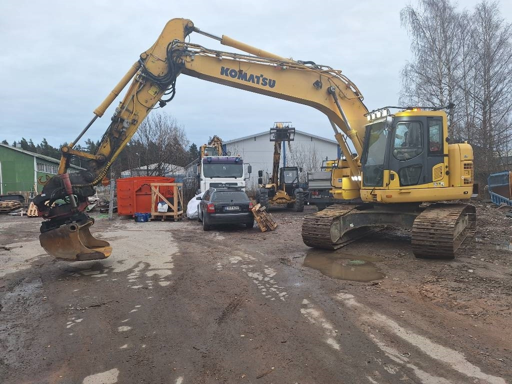 Komatsu PC 228 USLC-8 - Pásové rýpadlo: obrázek 2 Komatsu PC 228 USLC-8 - Pásové rýpadlo: obrázek 2