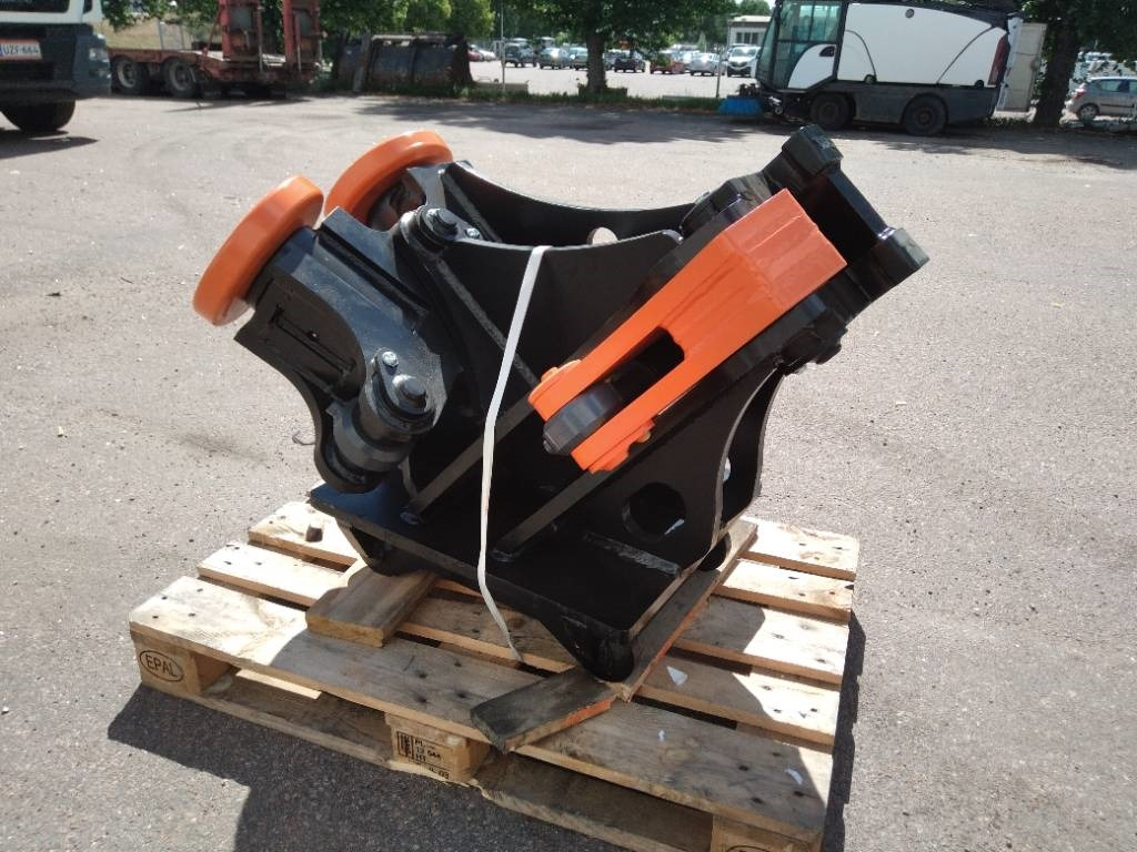 Tarfin RKH-V4 Rail handling device S60 - Stavební zařízení: obrázek 1 Tarfin RKH-V4 Rail handling device S60 - Stavební zařízení: obrázek 1