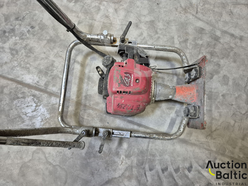 Atlas-Copco - Vibrační deska: obrázek 4 Atlas-Copco - Vibrační deska: obrázek 4