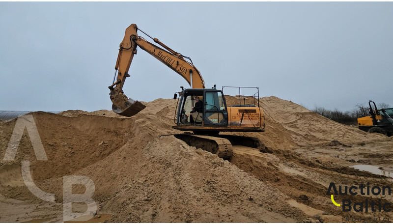 Case CX 210 B - Pásové rýpadlo: obrázek 2 Case CX 210 B - Pásové rýpadlo: obrázek 2