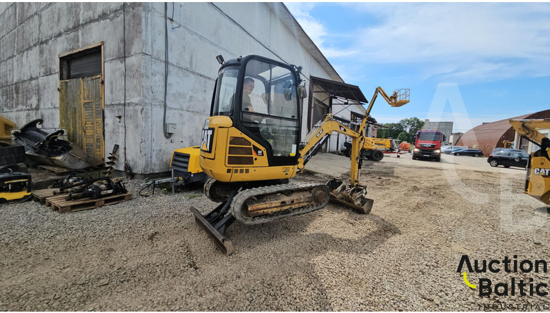 Caterpillar 302.4 D - Mini rýpadlo: obrázek 5 Caterpillar 302.4 D - Mini rýpadlo: obrázek 5