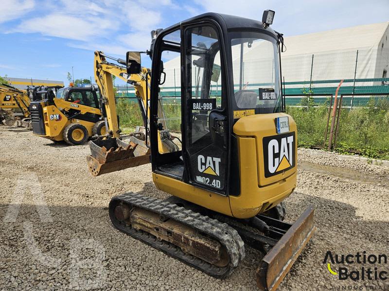 Caterpillar 302.4 D - Mini rýpadlo: obrázek 4 Caterpillar 302.4 D - Mini rýpadlo: obrázek 4
