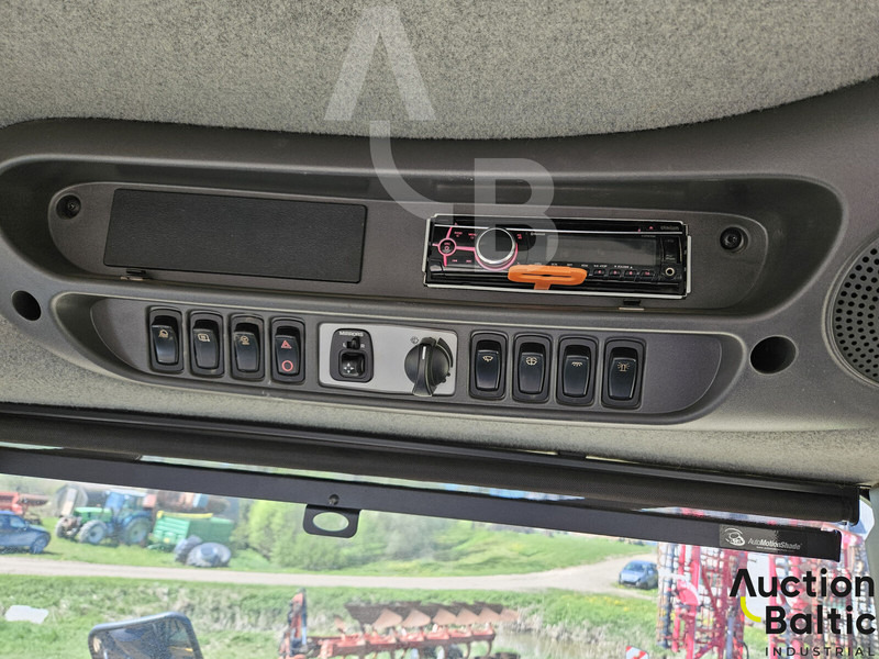 Pásový traktor Challenger MT 755 E: obrázek 8