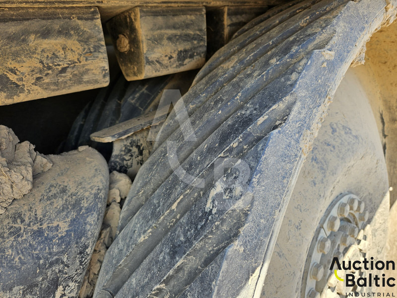 Pásový traktor Challenger MT 755 E: obrázek 18