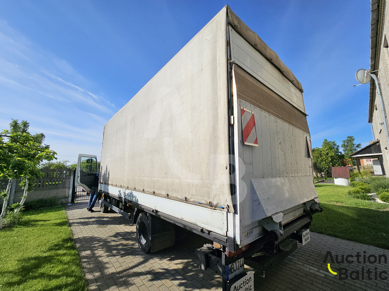 DAF 45.160 - Plachtový nákladní auto: obrázek 4 DAF 45.160 - Plachtový nákladní auto: obrázek 4