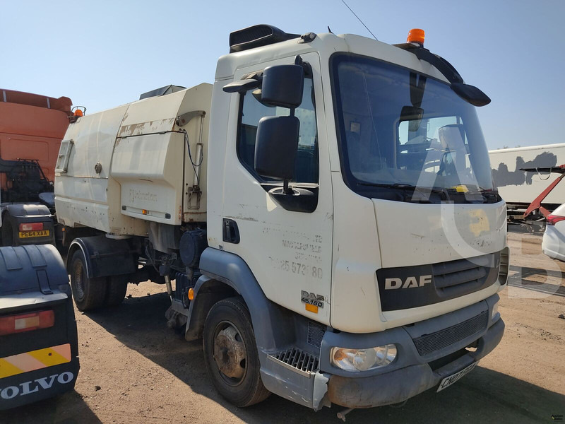 DAF LF45.160 - Zametací vůz: obrázek 1 DAF LF45.160 - Zametací vůz: obrázek 1