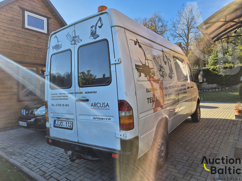 Mercedes-Benz 300-serie 312 D - Dodávka: obrázek 4 Mercedes-Benz 300-serie 312 D - Dodávka: obrázek 4