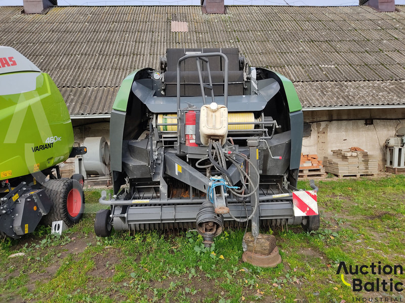 Fendt Rotana 180V Xtracut - Lis na válcové balíky: obrázek 5 Fendt Rotana 180V Xtracut - Lis na válcové balíky: obrázek 5