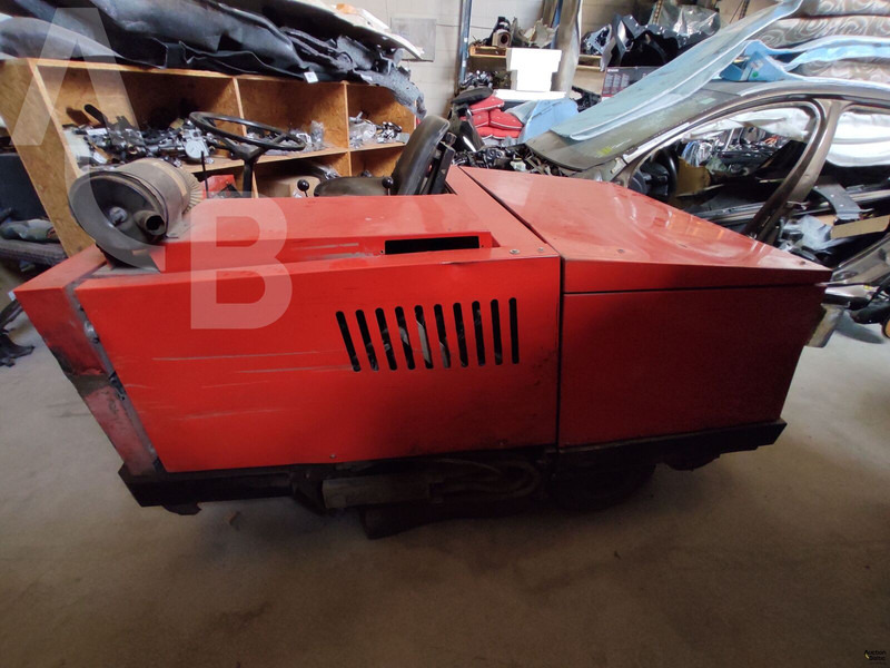 Hako Jonas 1500 - Zametací vůz: obrázek 4 Hako Jonas 1500 - Zametací vůz: obrázek 4