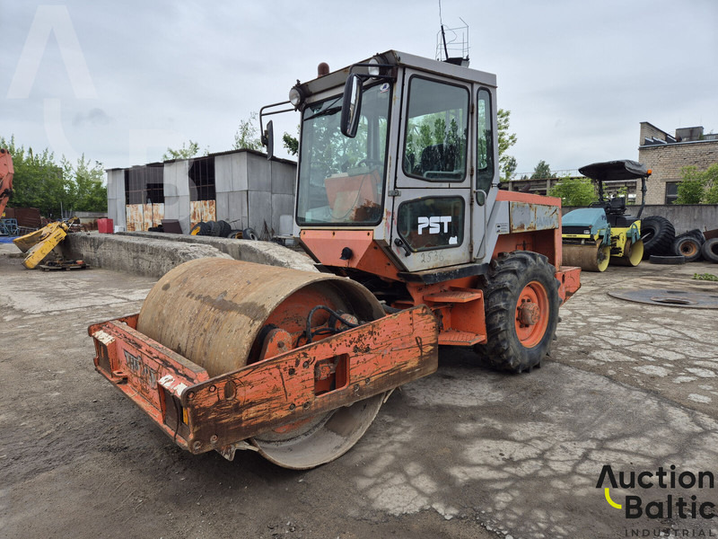 Hamm 3011 D - Válec: obrázek 1 Hamm 3011 D - Válec: obrázek 1