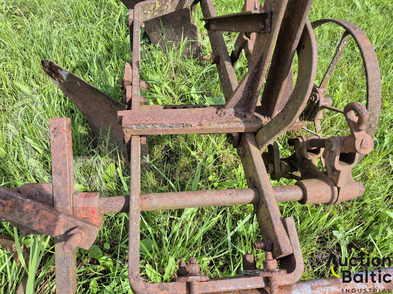 Horse-drawn plow - Pluh: obrázek 5 Horse-drawn plow - Pluh: obrázek 5